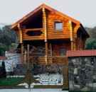 Деревяні будинки